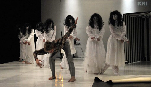 duda_eva_tarsulat_lionel_hoche_retouraunoir-6