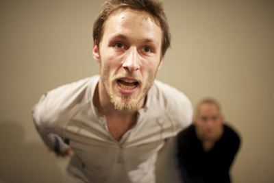 11_Performers_Kim_Jomi_Fischer_Hannes_Langolf_Photographer_Oliver_Manzi_s