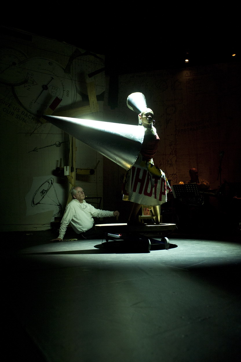 W.Kentridge Refuse_the_Hour_John_Hodgkiss504