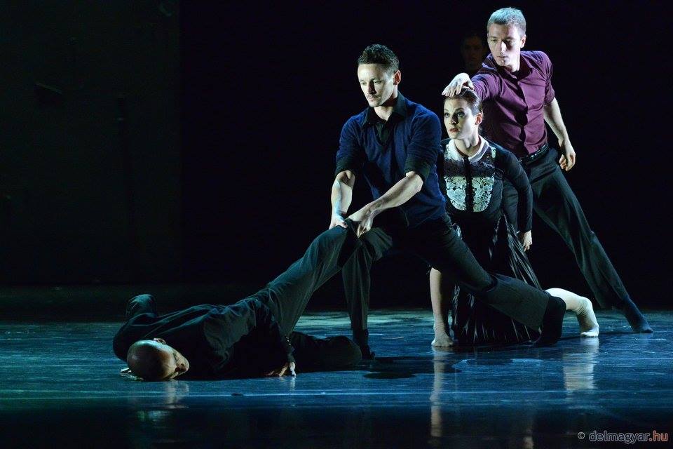 t&aacute;nc kritika szegedi-moderato