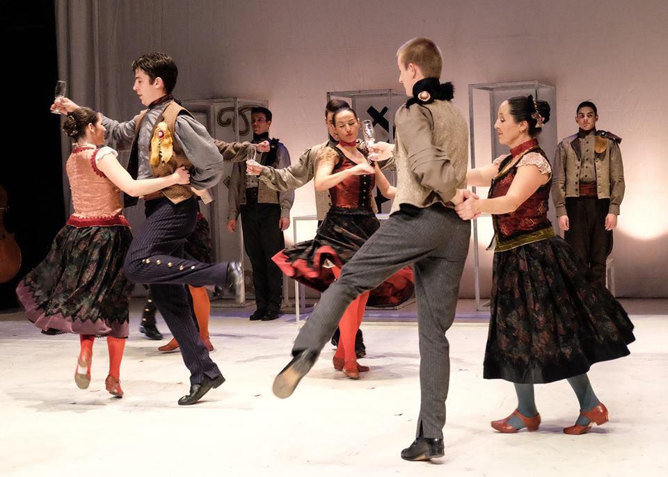 t&aacute;nc kritika erd&eacute;ly4