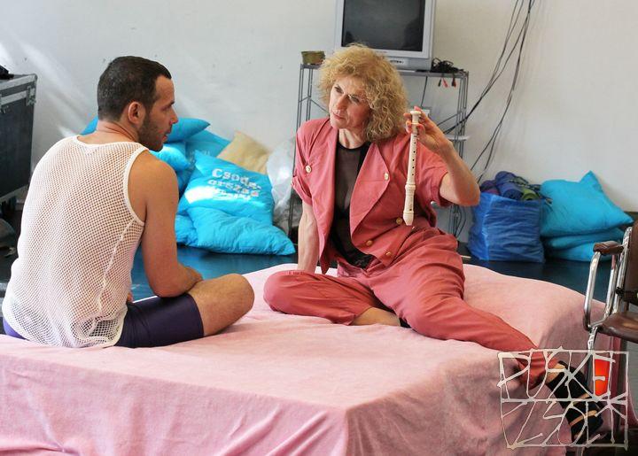 negy fal szasz szalon