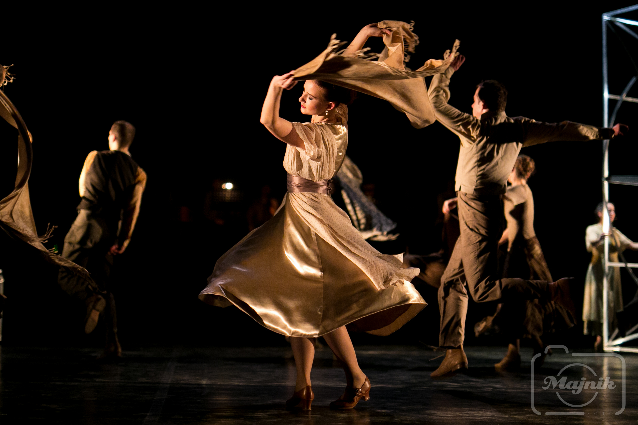 biga tuloldalrol a magyar allami nepi egyuttes tancmuveszeinek alkotoi estje original 100981