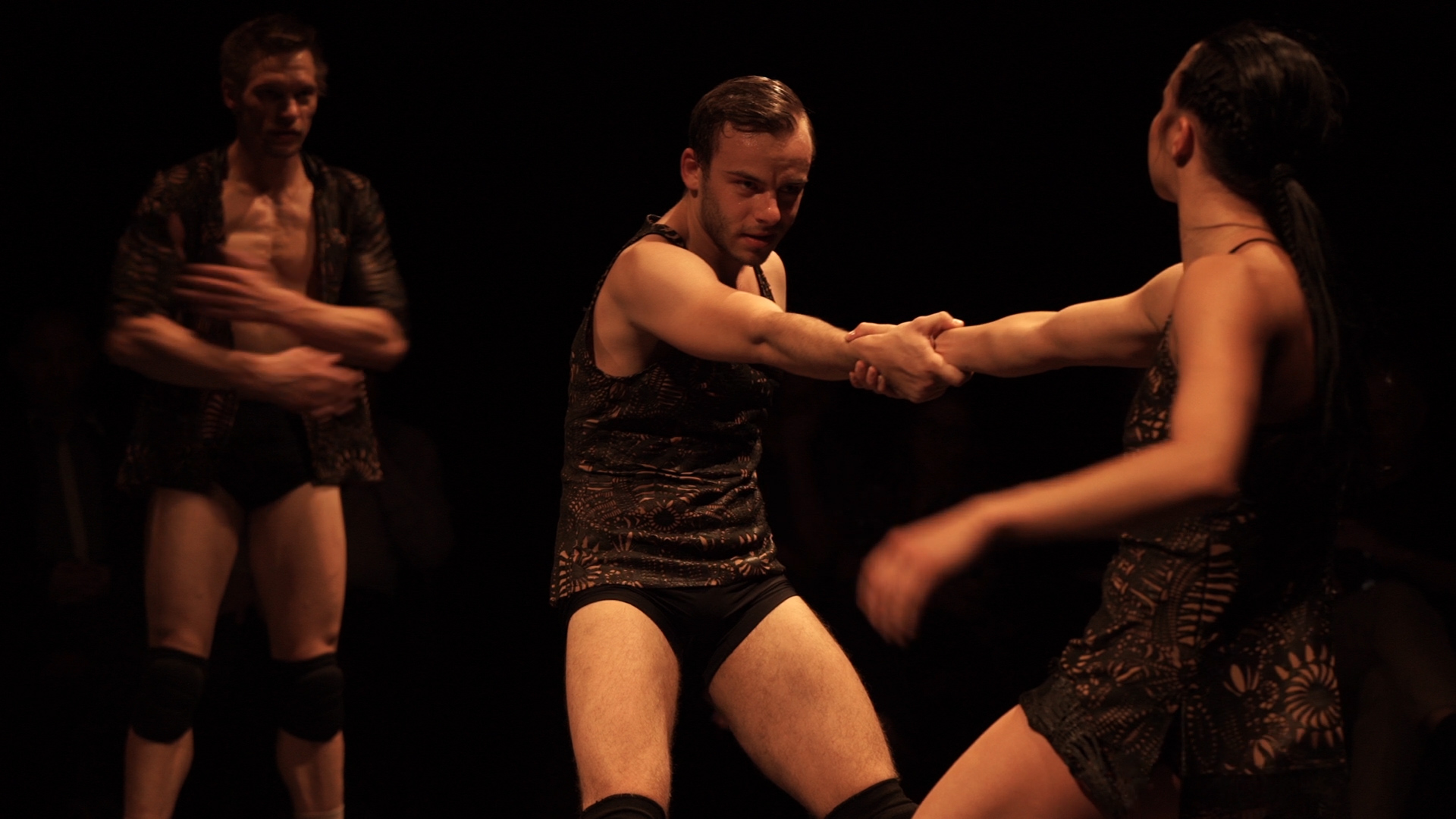 2J1 hang.00 29 08 07.Still016