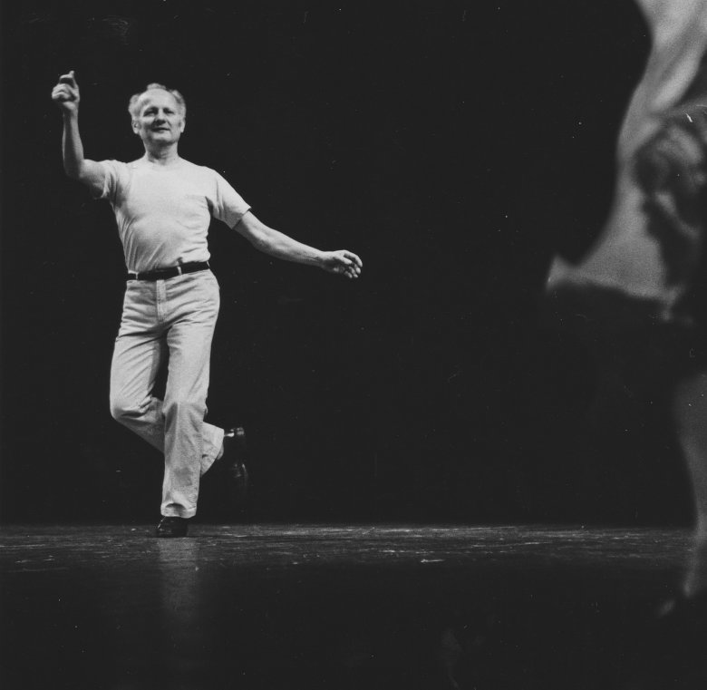 b sandor legenyest tanit